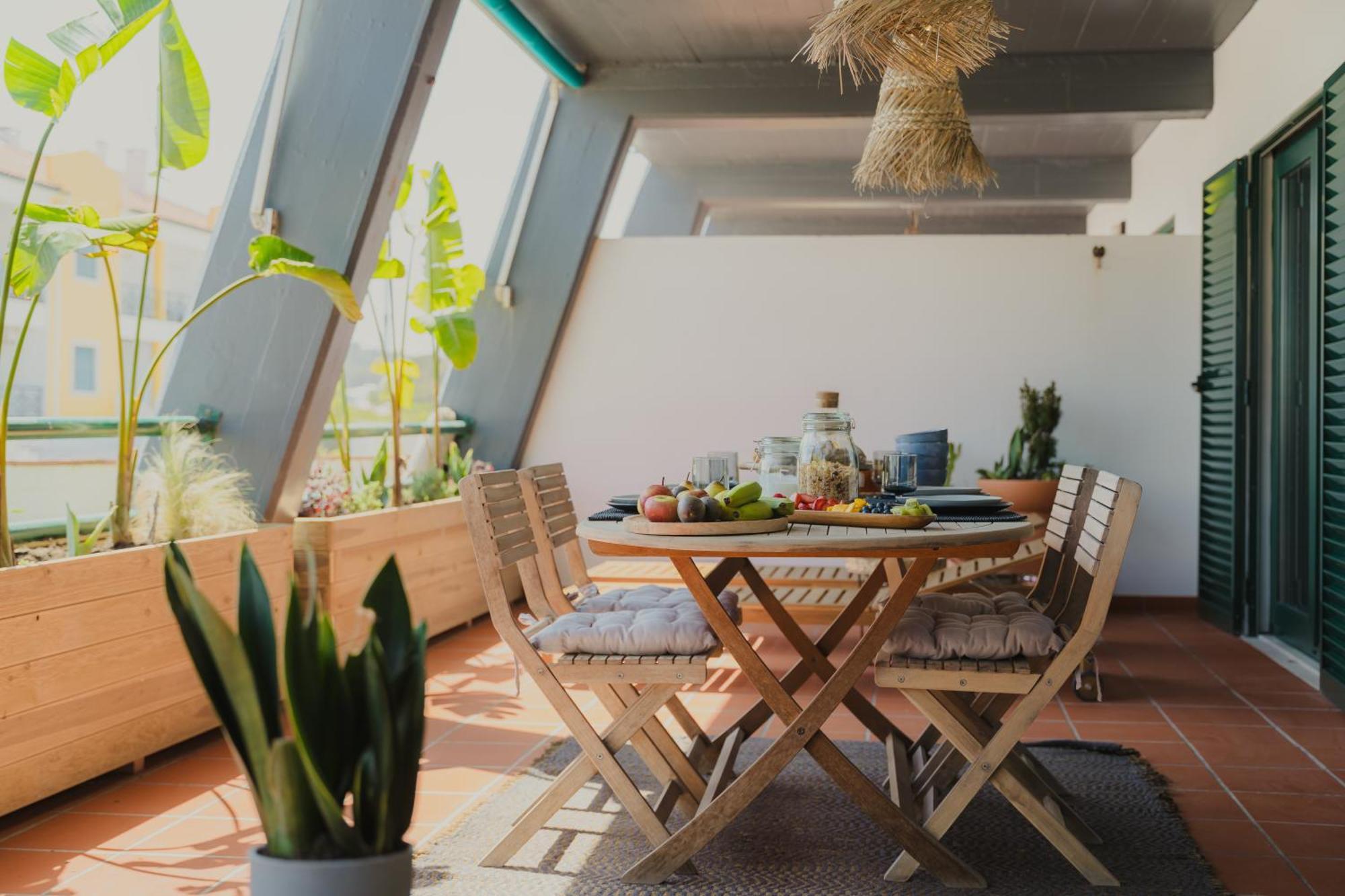 Surf Guesthouse - 7Min Walk To The Beach ปาไตอัส ภายนอก รูปภาพ