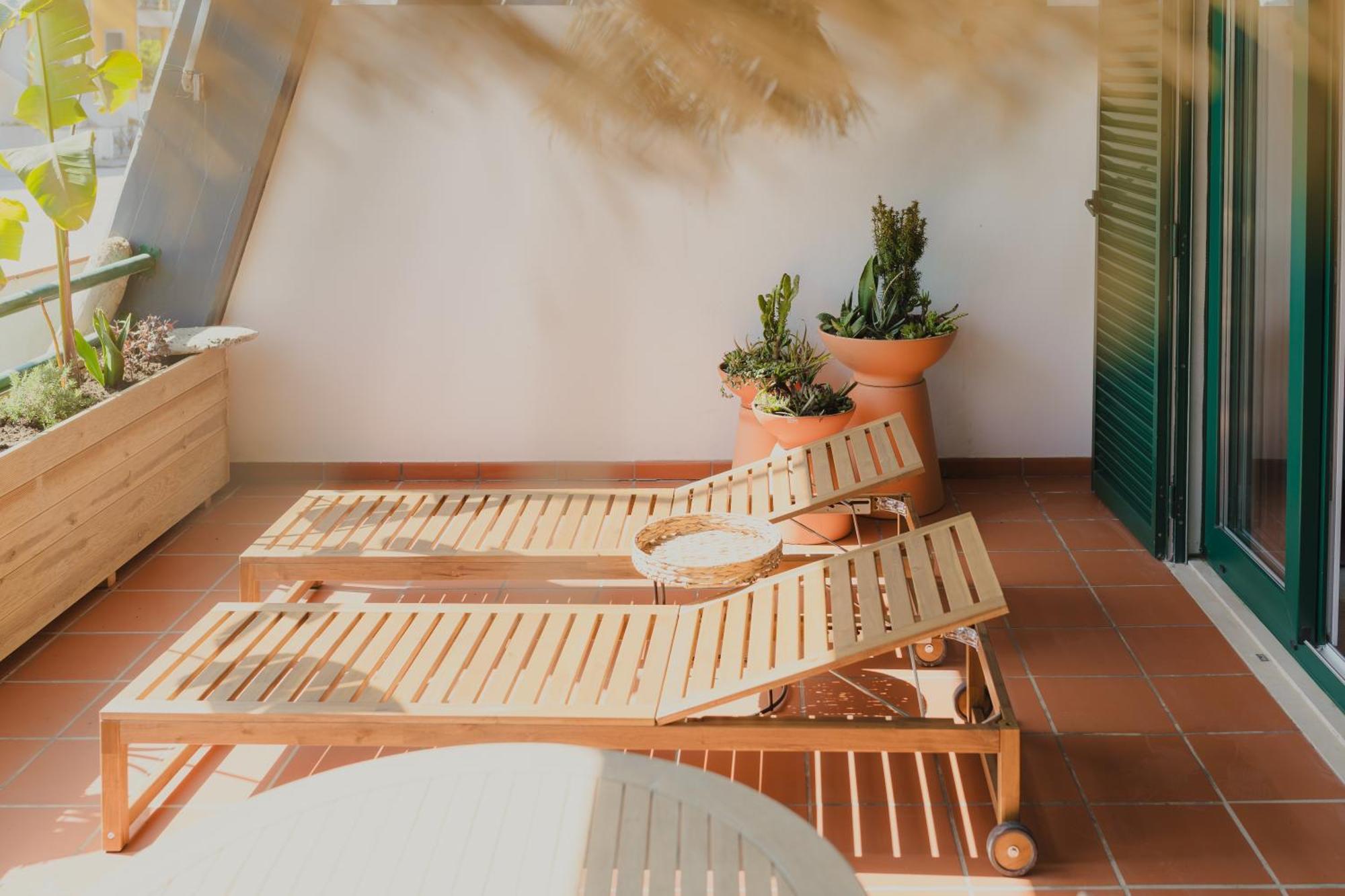 Surf Guesthouse - 7Min Walk To The Beach ปาไตอัส ภายนอก รูปภาพ
